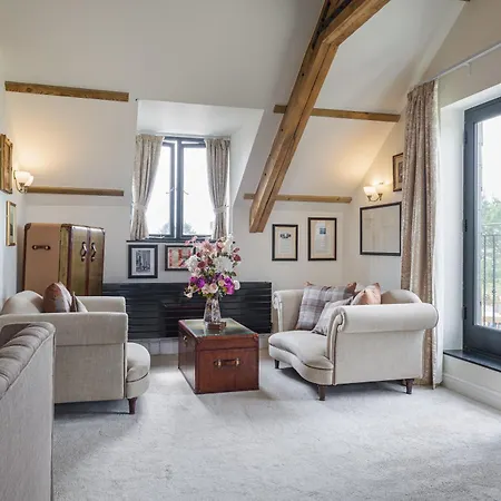 The Jamaica Inn, Bodmin, Cornwall - The Coaching Inn Group Bolventor